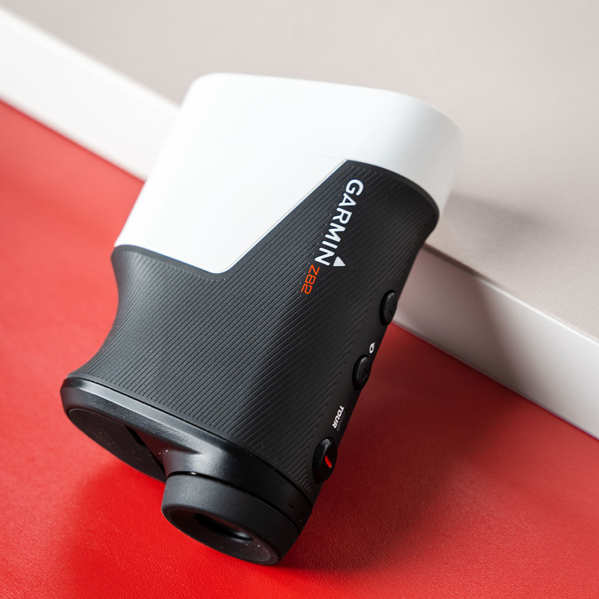 Garmin Approach Z82 Golf GPS Laser Rangefinder