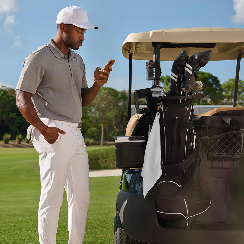 Garmin Approach Z82 Golf GPS Laser Rangefinder