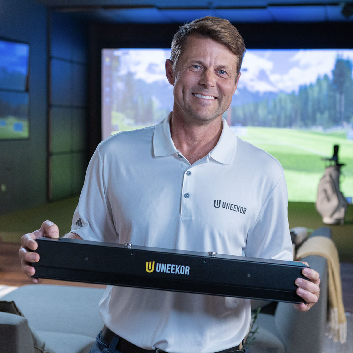 Uneekor EYE XR Golf Launch Monitor & Simulator with Swing Optix Cameras