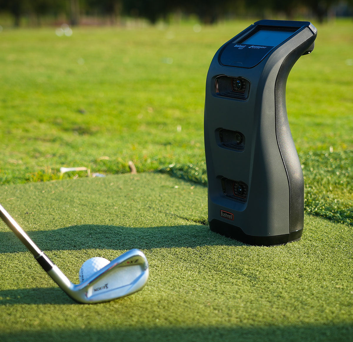 Bushnell Launch Pro Golf Launch Monitor & Simulator (OPEN BOX)