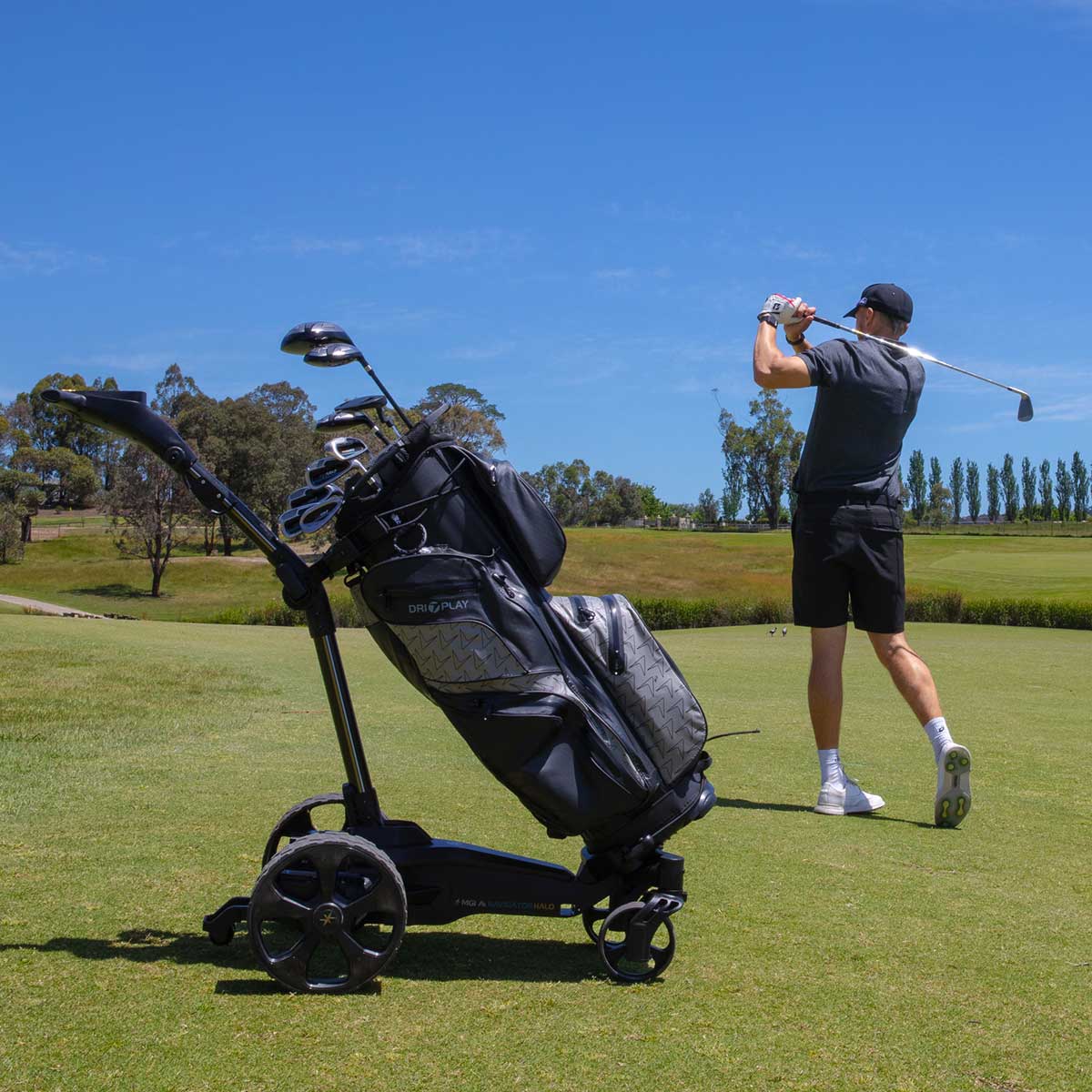MGI Ai Navigator Halo GPS Electric Golf Caddy